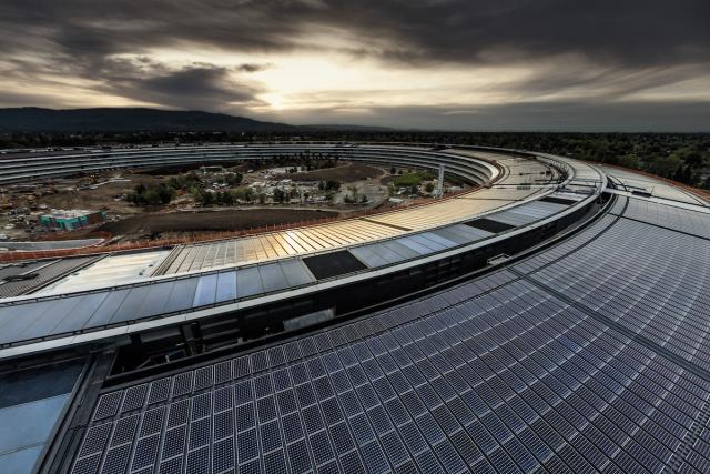 apple-park-skyline.thumb.jpg.409bb597d671d170e04e010c2ec8f44b.jpg